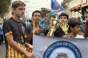 Foto - Desfile cívico 2026