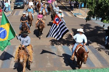 Foto - DOURADO 122 ANOS