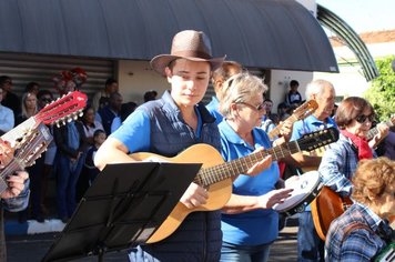Foto - DOURADO 121 ANOS