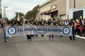 Foto - Desfile cívico 2026