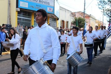 Foto - DOURADO 122 ANOS