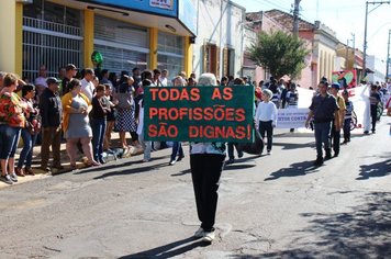 Foto - DOURADO 122 ANOS