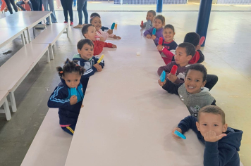 Foto - Merenda especial na semana das crianças