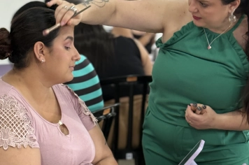 Foto - Curso de automaquiagem