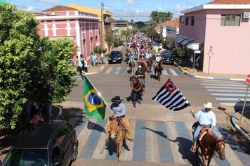 Foto - DOURADO 122 ANOS