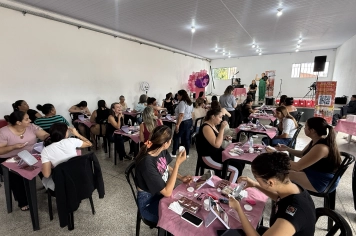 Foto - Curso de automaquiagem