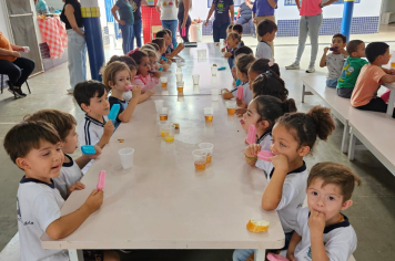 Foto - Merenda especial na semana das crianças