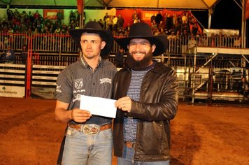 Foto - DOURADO 121 ANOS