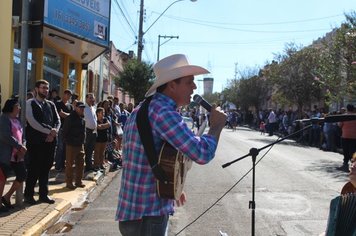 Foto - DOURADO 122 ANOS