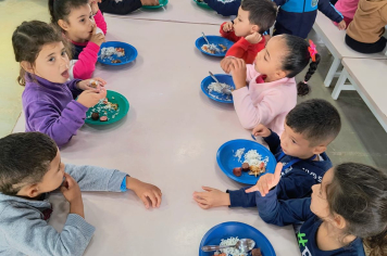 Foto - Merenda especial na semana das crianças