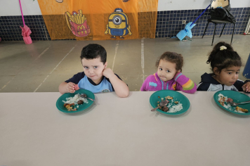 Foto - Merenda especial na semana das crianças