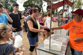 Foto - Festa das crianças na praça da matriz
