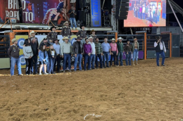 Foto - Dourado Rodeio show agitou a cidade