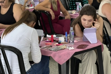 Foto - Curso de automaquiagem