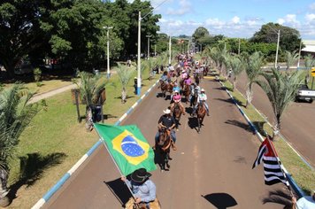 Foto - DOURADO 122 ANOS