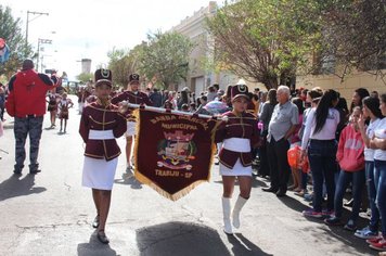 Foto - DOURADO 121 ANOS