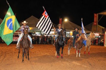 Foto - DOURADO 121 ANOS
