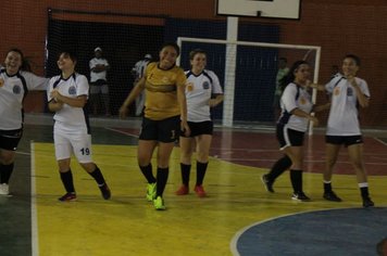 Foto - Finais mirim masculina e feminina - Campeonato Municipal de Futsal