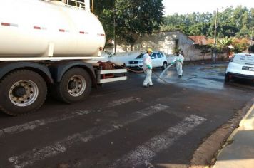 Prefeitura realiza limpeza de ruas