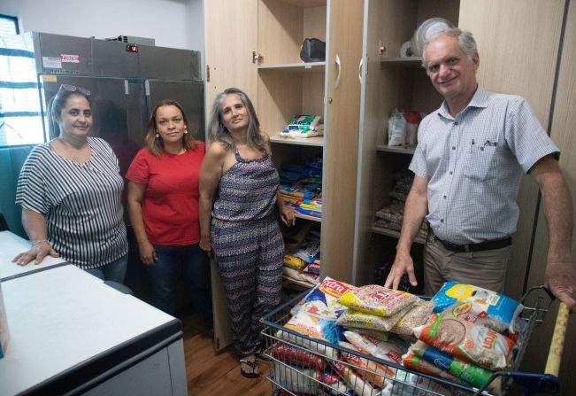 Doação para Asilo e APAE